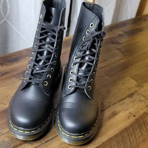 Dr. Martens 1490 10 Eyelet Vegan Boot Size 8